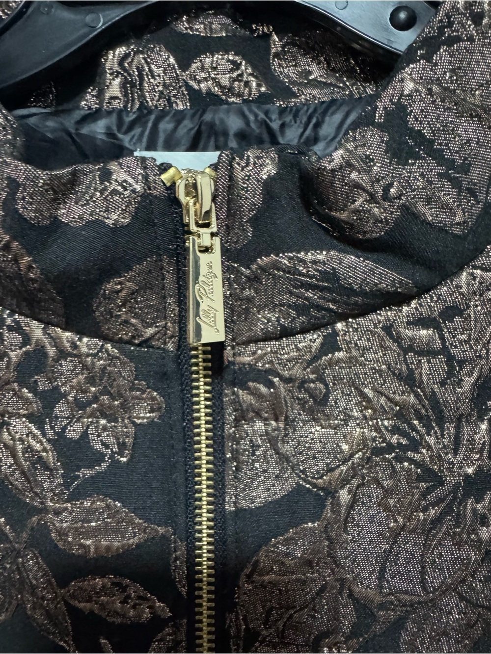Lilly Pulitzer Emelyn Brocade Gold and Black Puffer Jacket Size 0 NWT - Picture 8 of 11